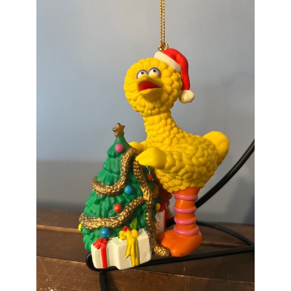 Vintage 1998 Sesame Street Big Bird W Christmas Tree Hanging Ornament Xmas Decor - Picture 2 of 9